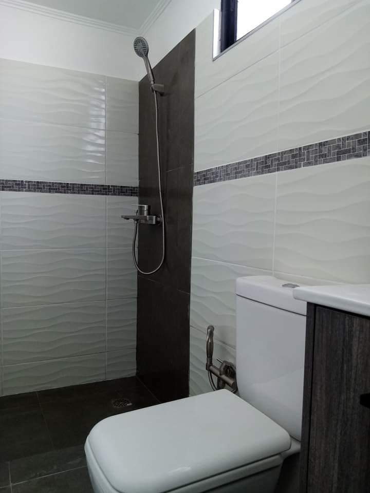 INNOVACIONES FLORIDA (EMPRESA DE CONSTRUCCION  