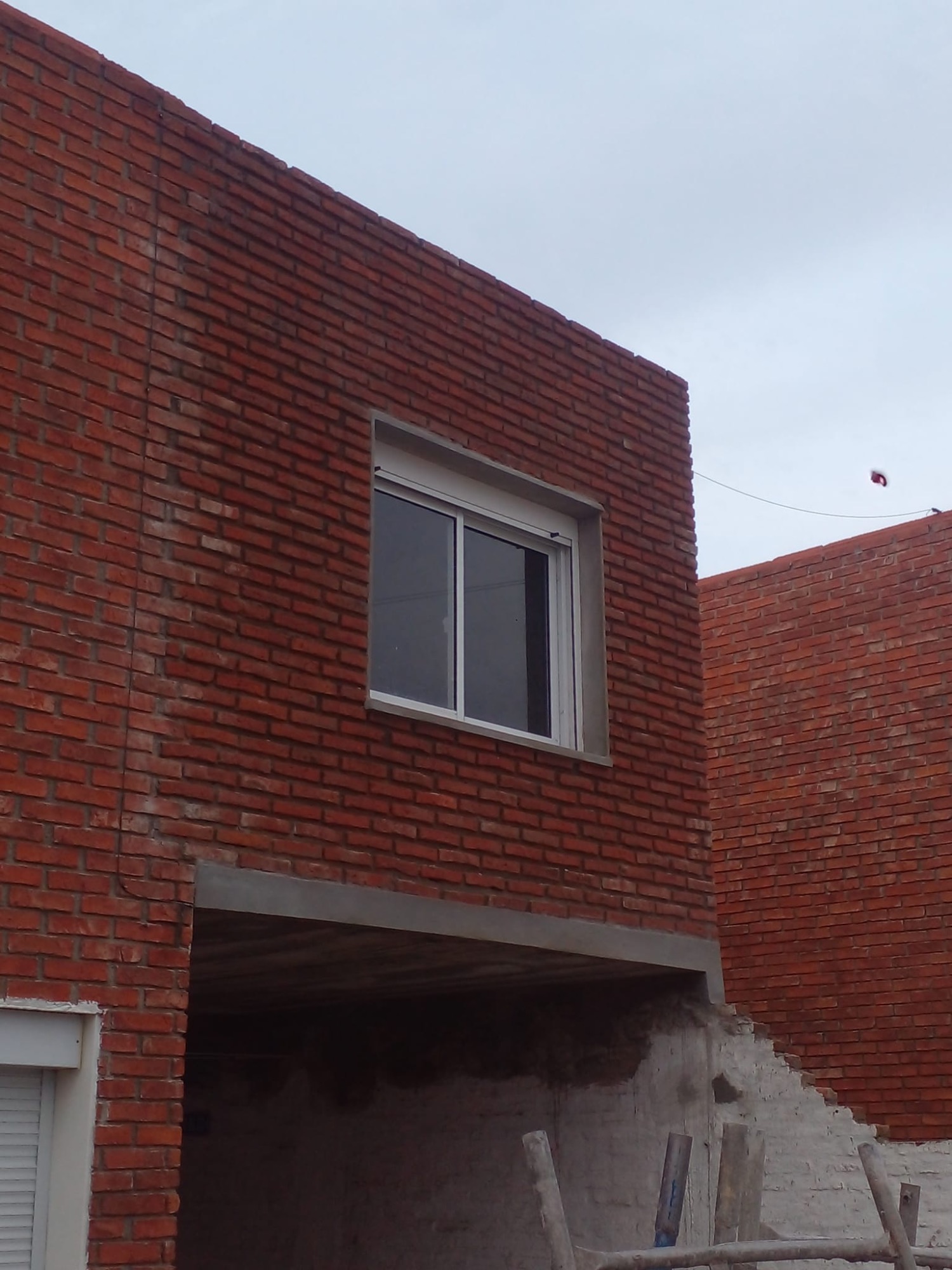 INNOVACIONES FLORIDA (EMPRESA DE CONSTRUCCION  