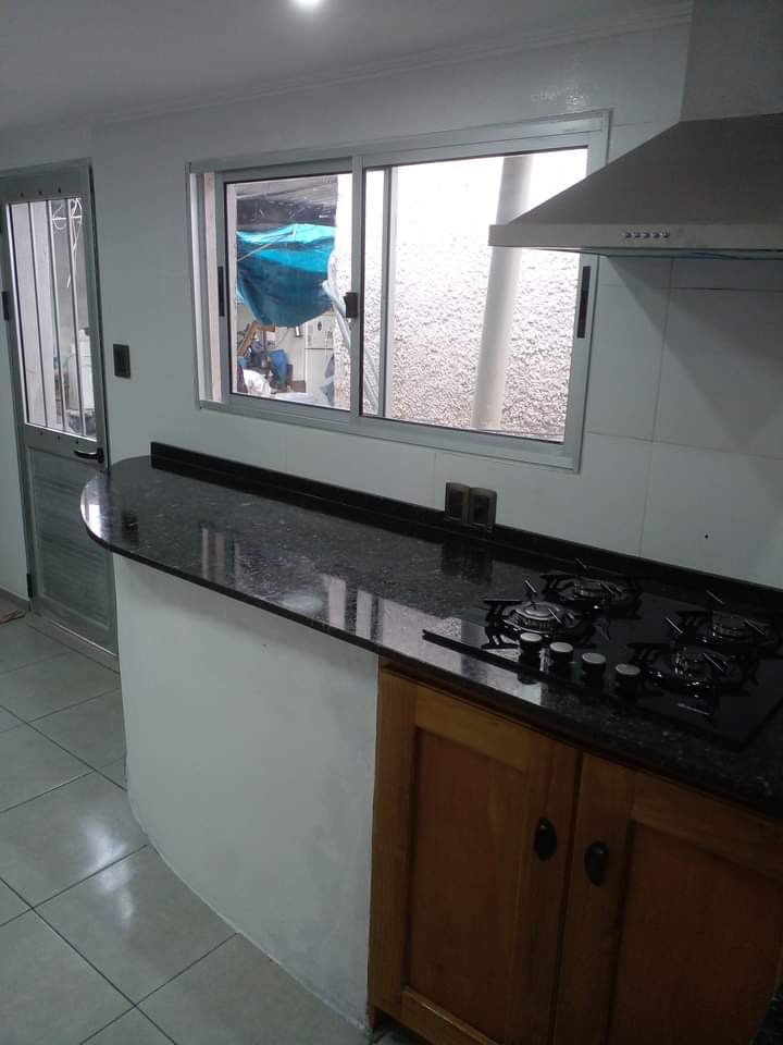 INNOVACIONES FLORIDA (EMPRESA DE CONSTRUCCION  