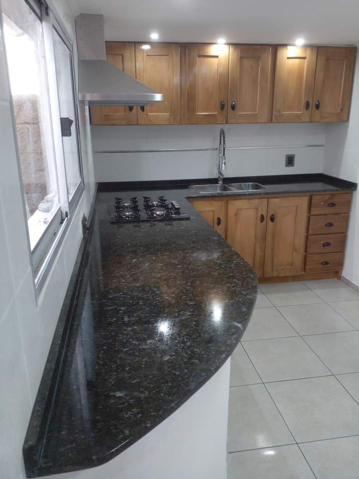 INNOVACIONES FLORIDA (EMPRESA DE CONSTRUCCION  