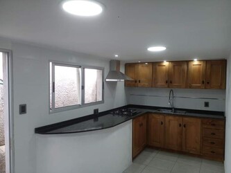 INNOVACIONES FLORIDA (EMPRESA DE CONSTRUCCION 