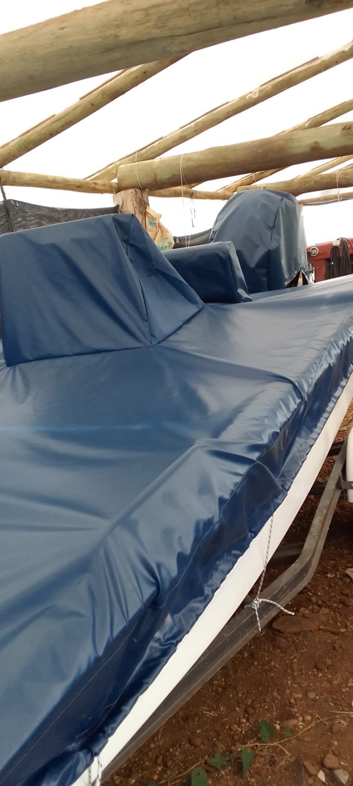 TAPICERÍA INDUSTRIAL Trabajos náuticos  