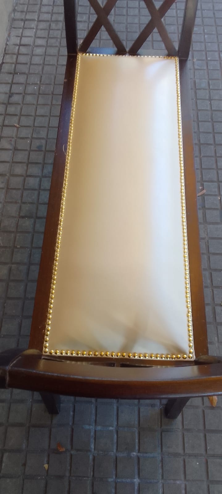 TAPICERÍA INDUSTRIAL Tapizado de butaca 