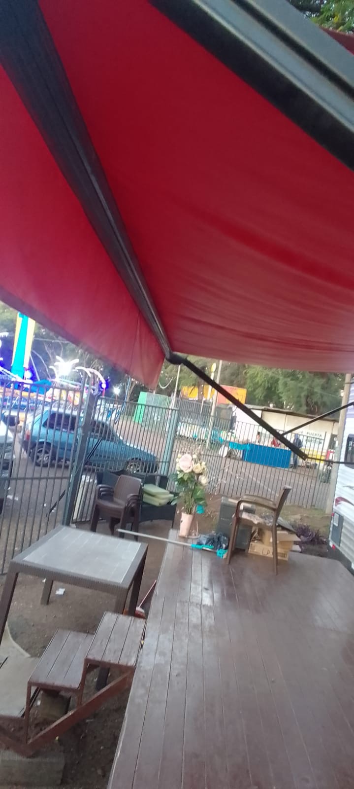 TAPICERÍA INDUSTRIAL Toldo 