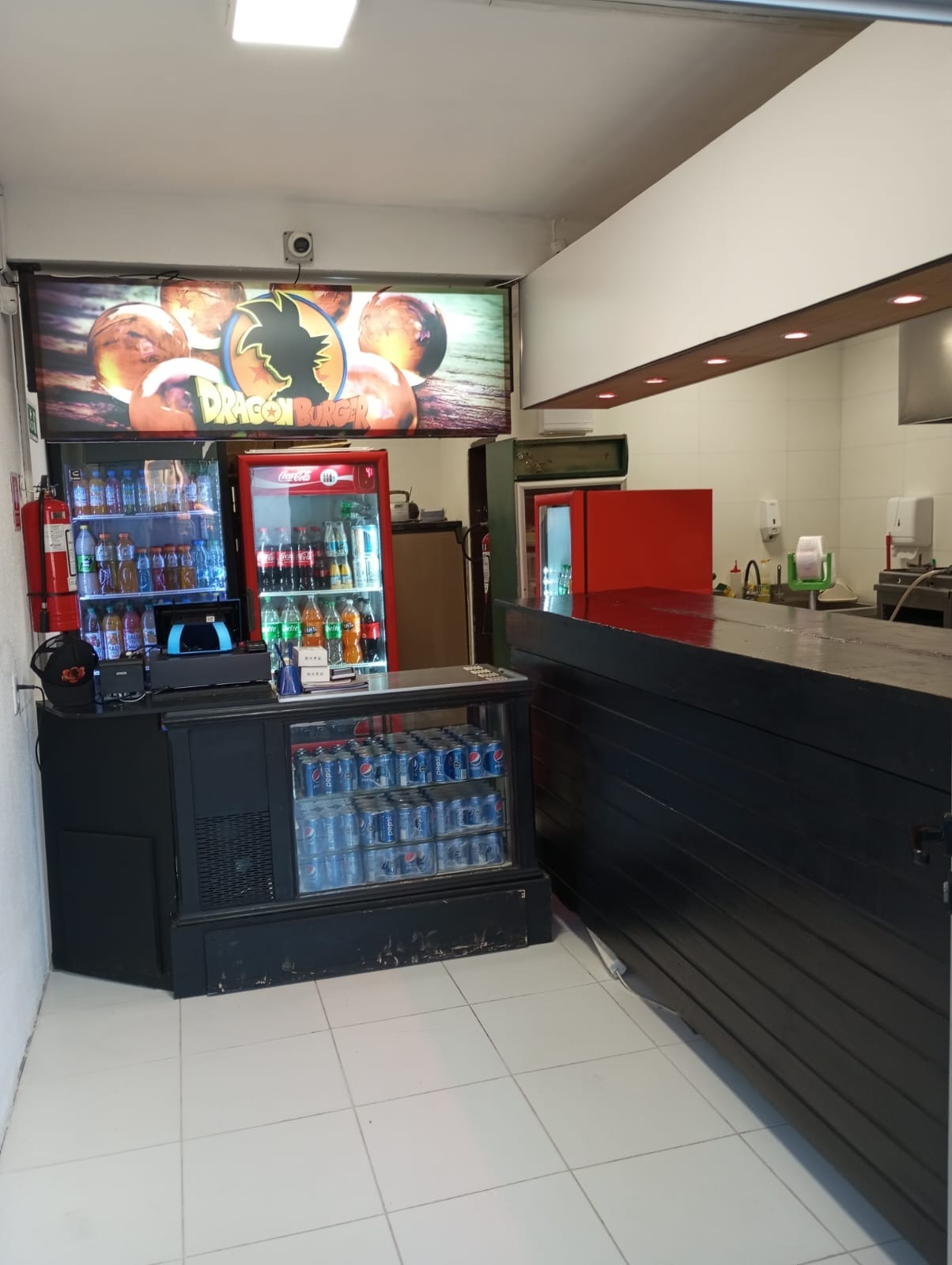 DRAGON  BURGER DRAGON BURGUER REFRESCOS
HAMBURGUESAS
MILANESAS POLLO
MILANESA AL