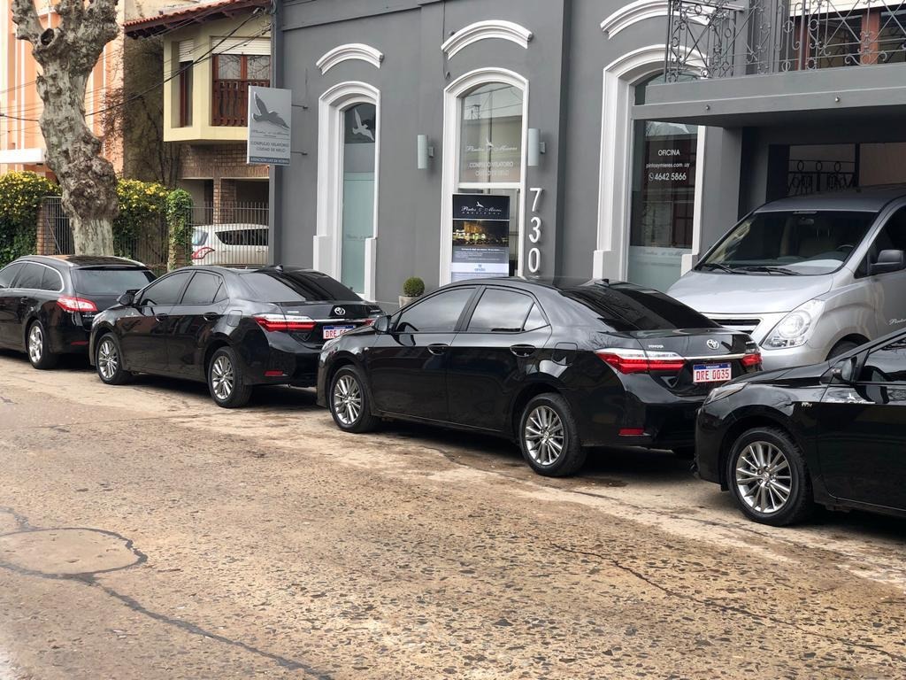 MIERES SERVICIOS FUNEBRES Unidades de traslados 