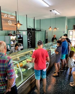 PESCADERIA LA FAMILIA 