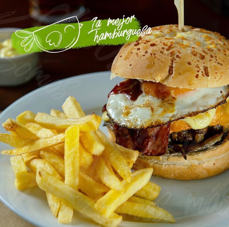 RODELU PIZZERIA Hamburguesa con firtas 