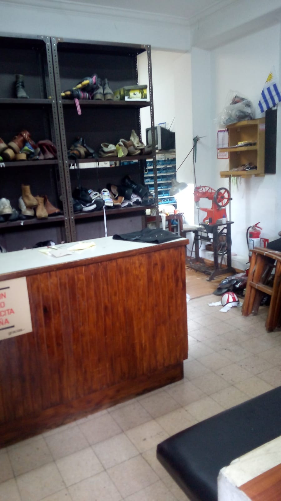 Reparaciones de calzado Requena  