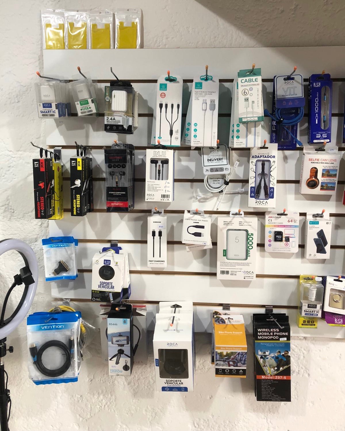 CEL REPAIR UY Auriculares - Cables: usb - HDMI 