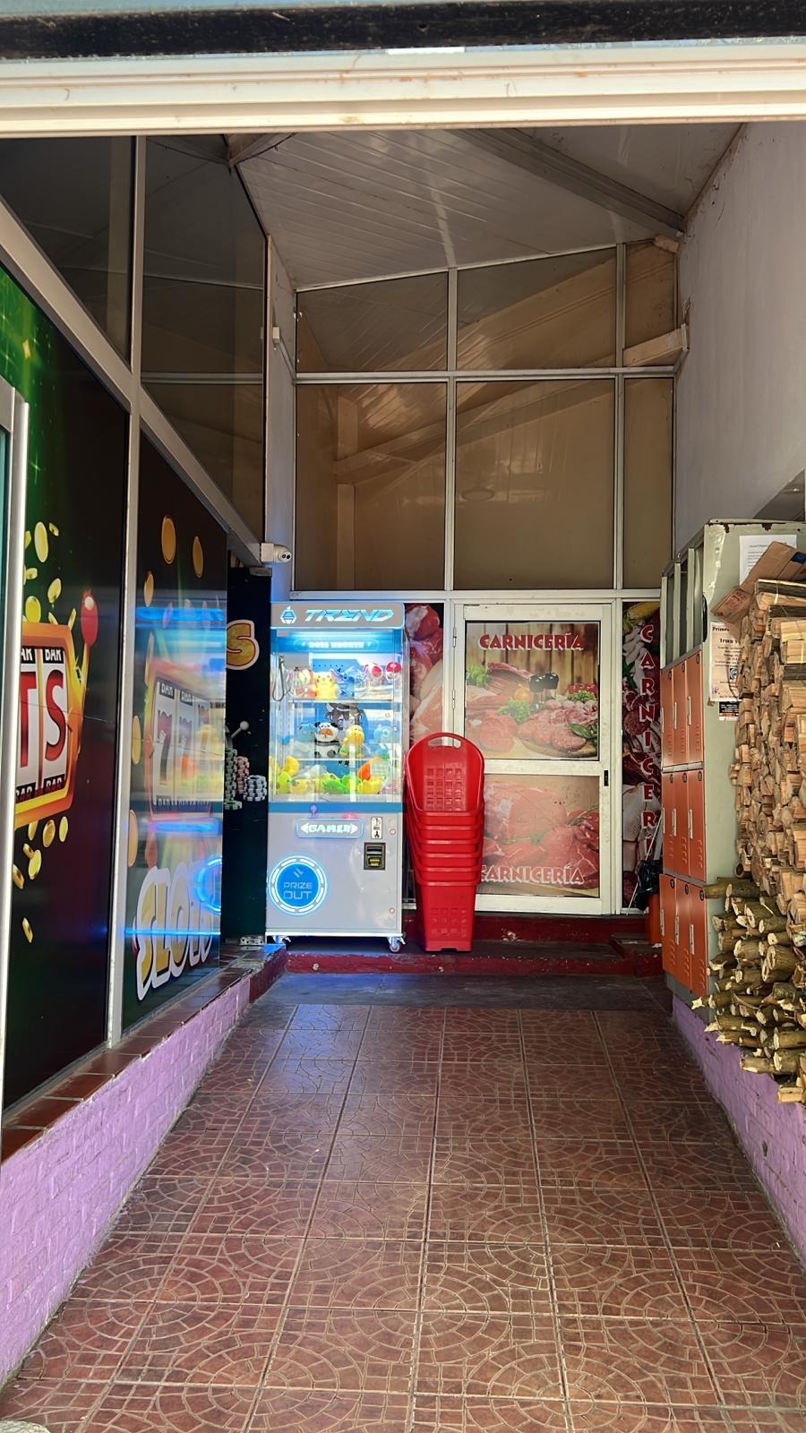 SUPERMERCADO LOS BEBOTES  