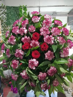 FLORERÍA Y MARMOLERIA BARINDELLI 