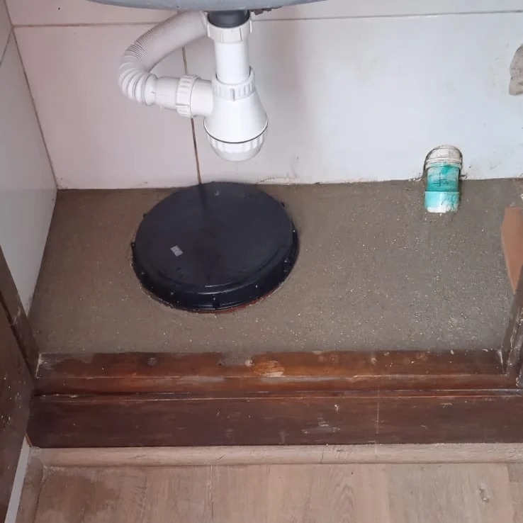 EL ZURDO SERVICIO SANITARIO  