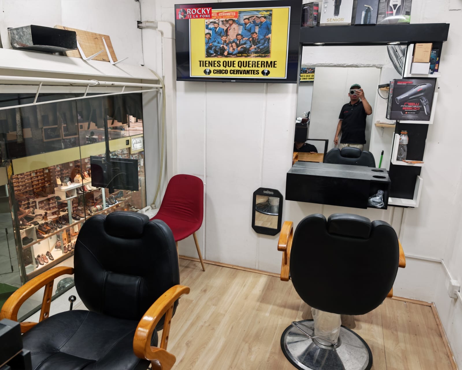 BARBERIA TALENTO LATINO  