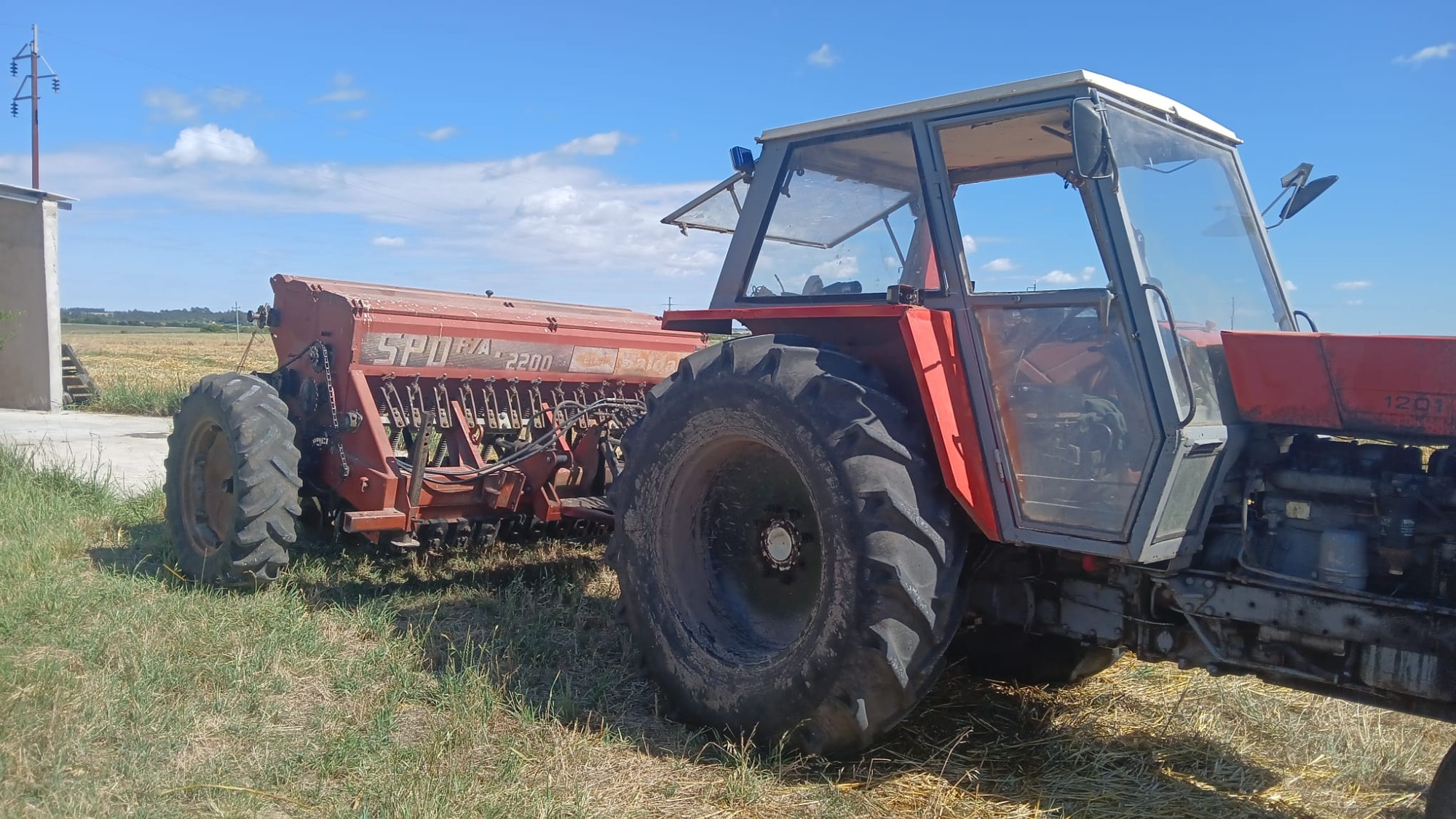 Agroservicios JF Agroservicios JF MOVIMIENTOS TIERRA
SERVICIOS AGROPECUARIOS