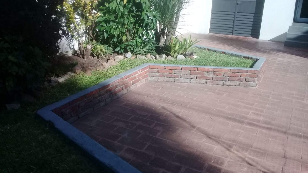 BELLO JARDIN MONTEVIDEO  