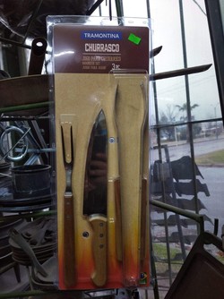 FERRETERÍA SAN MARTIN Juego para parrilla