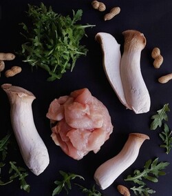 POLLERIA LA FAMILIA POLLERIA LA FAMILIA