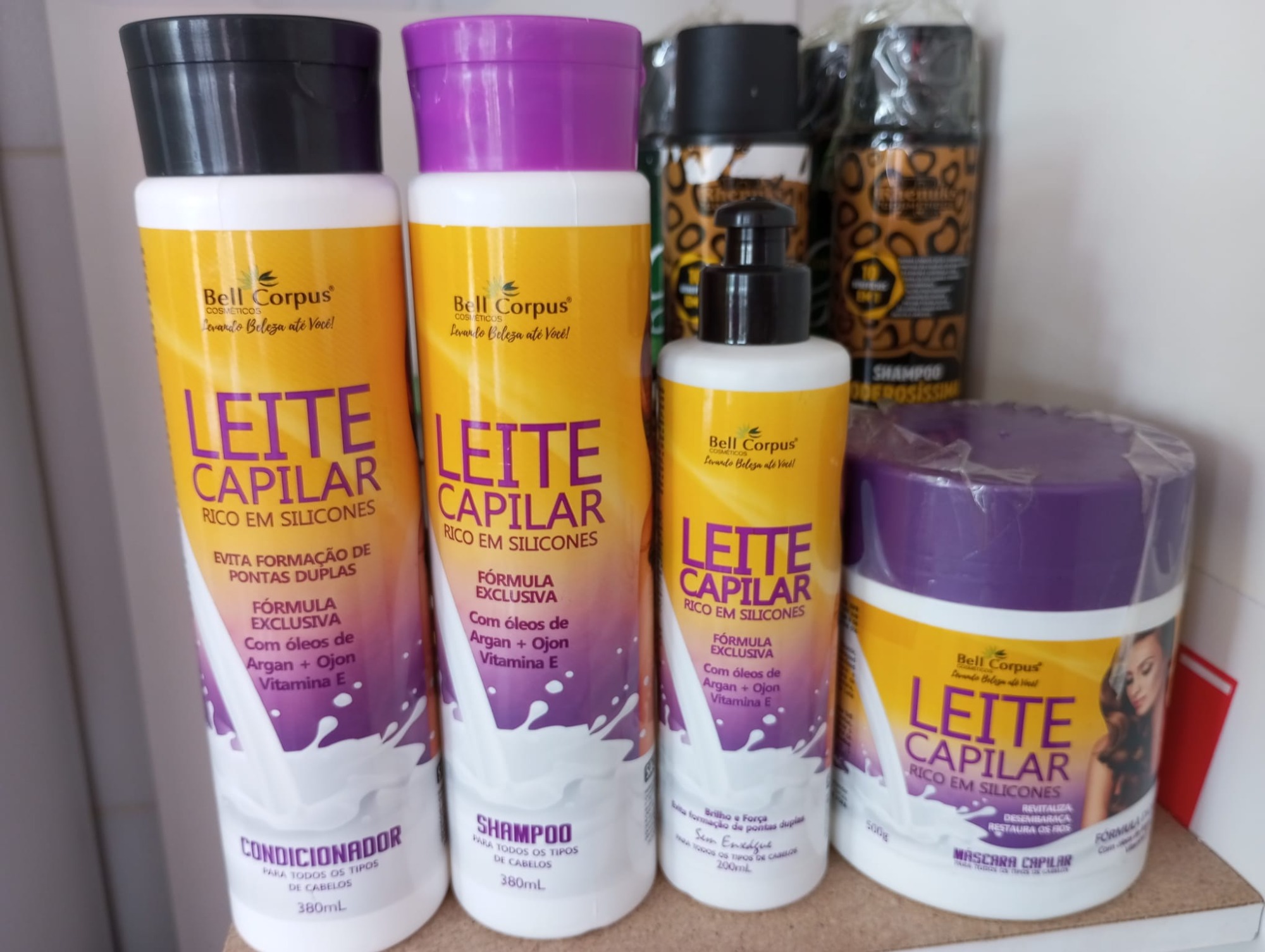CLOE MELO CLOE MELO TRATAMIENTOS CAPILARES
JABONES NATURALES
PRODUCTOS