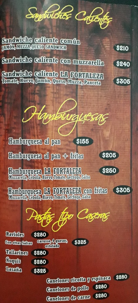 LA FORTALEZA PIZZERIA  