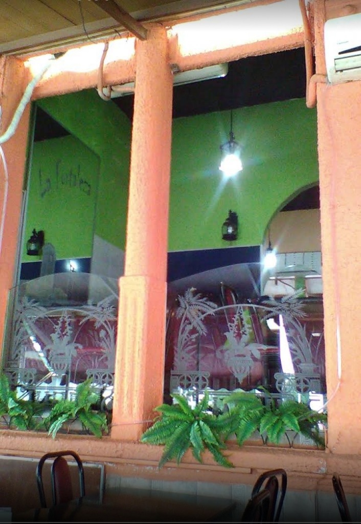 LA FORTALEZA PIZZERIA  