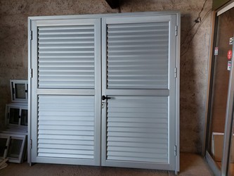 JAMINTON MEDINA CARPINTERÍA ALUMINIO 