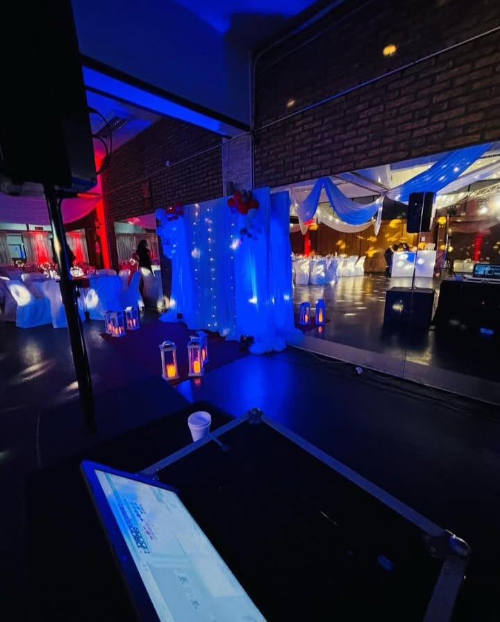 CLEMENTINA SERVICIO DE MANTELERIA  