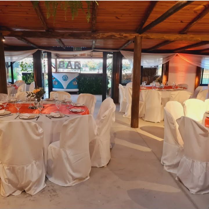 CLEMENTINA SERVICIO DE MANTELERIA  