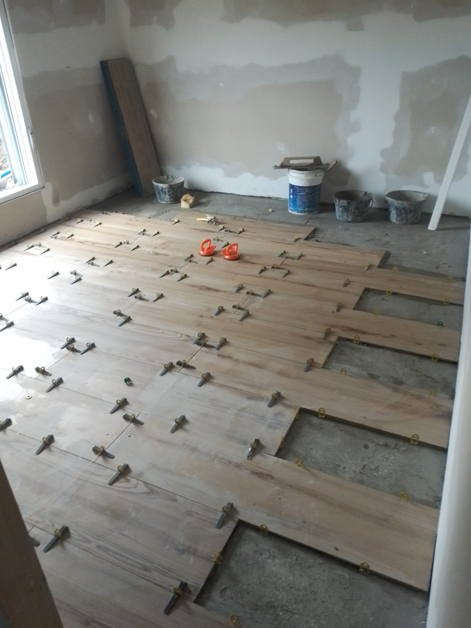 Herrería y Multiservicio Lopez Herrería y Multiservicio López YESO
REPARACIONES TECHOS
CERRAMIENTOS
HERRERIAS
AL