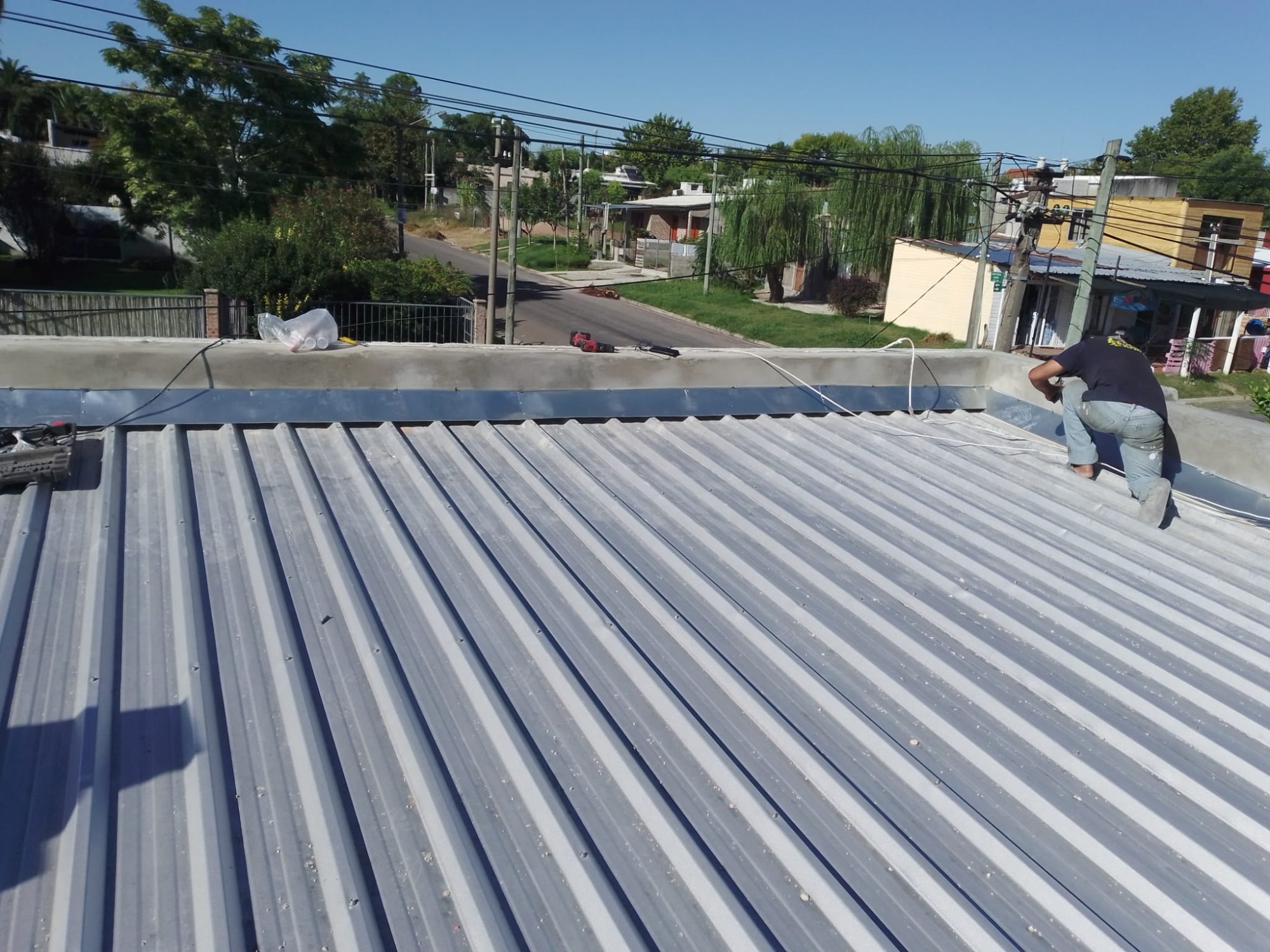 Herrería y Multiservicio Lopez Herrería y Multiservicio López YESO
REPARACIONES TECHOS
CERRAMIENTOS
HERRERIAS
AL