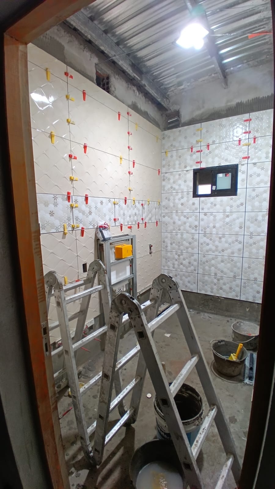 Herrería y Multiservicio Lopez Herrería y Multiservicio López YESO
REPARACIONES TECHOS
CERRAMIENTOS
HERRERIAS
AL