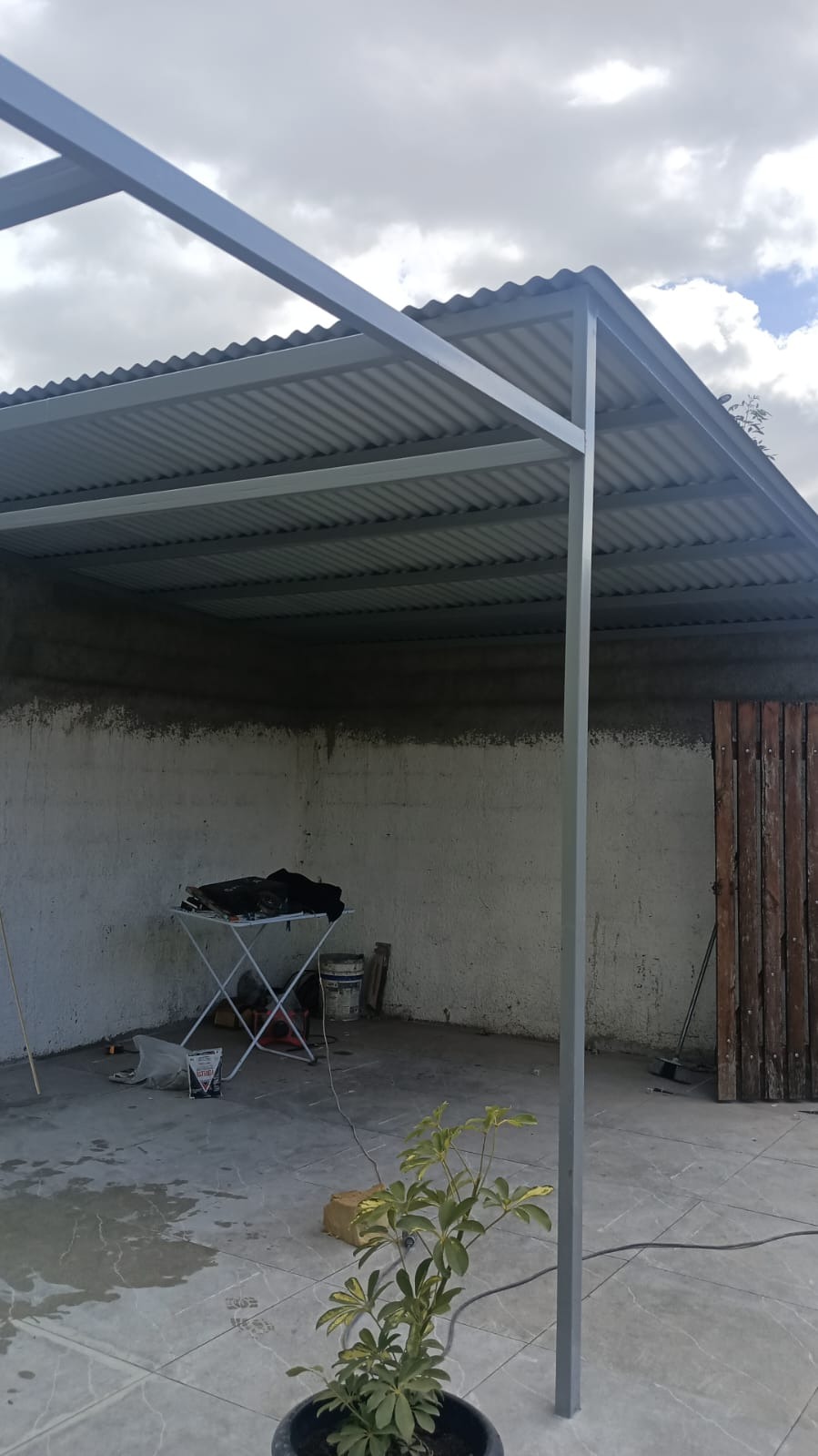 Herrería y Multiservicio Lopez Herrería y Multiservicio López YESO
REPARACIONES TECHOS
CERRAMIENTOS
HERRERIAS
AL