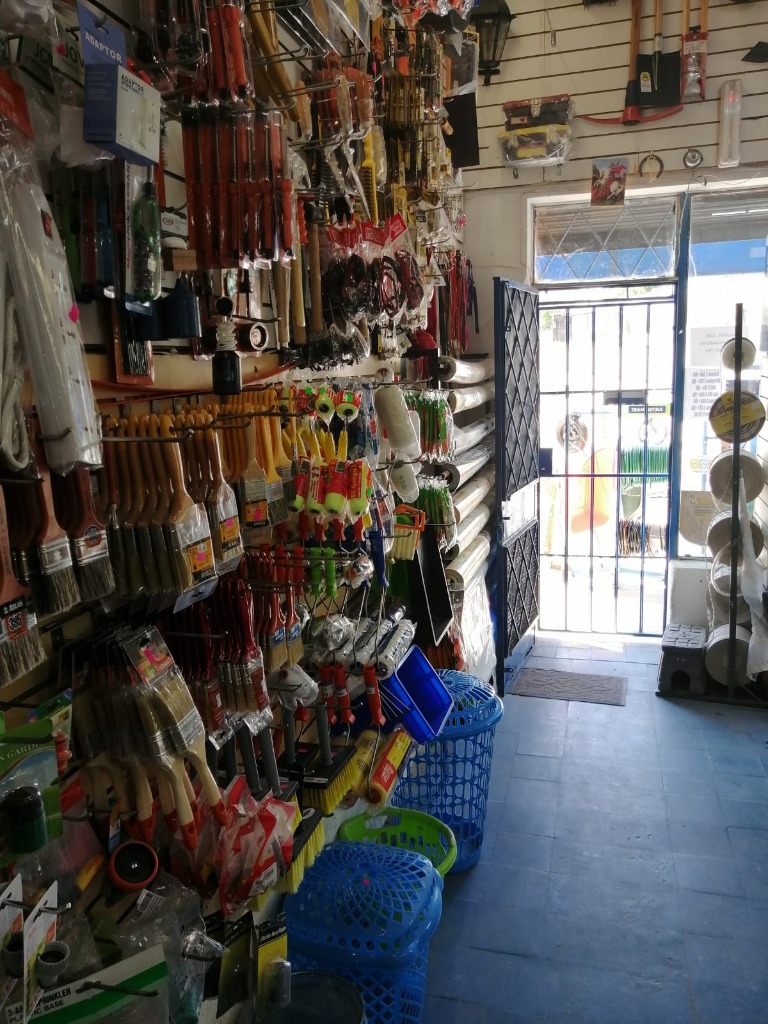 FERRETERÍA LA NUEVA  