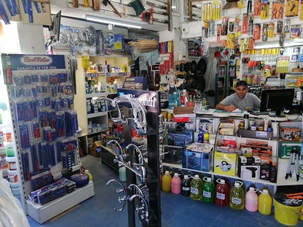 FERRETERÍA LA NUEVA  