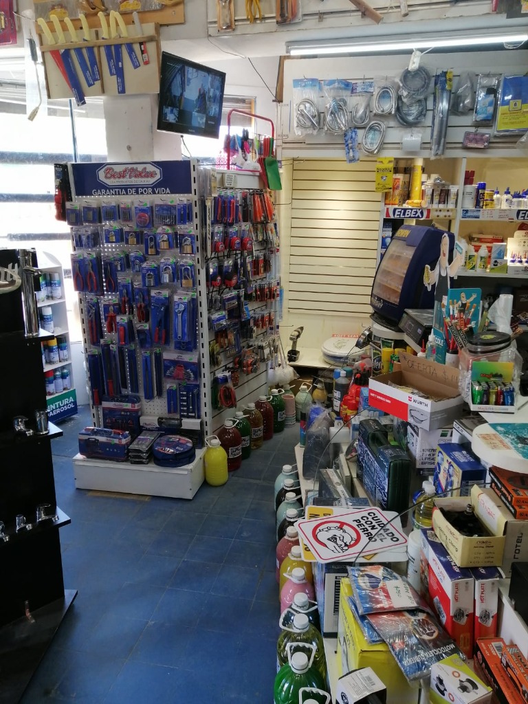 FERRETERÍA LA NUEVA  