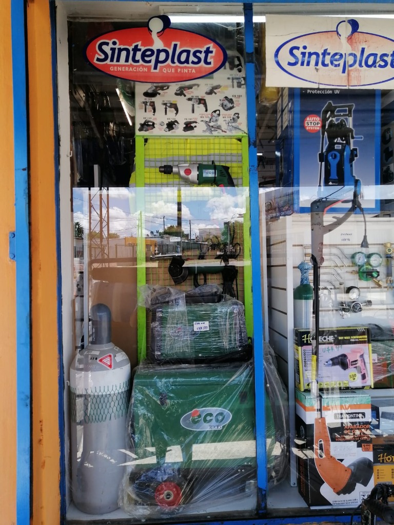 FERRETERÍA LA NUEVA  