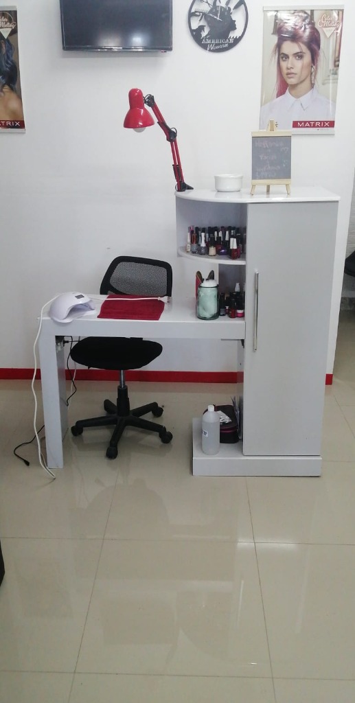 AMERICAN BARBER SHOP  