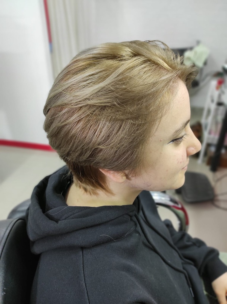 AMERICAN BARBER SHOP  