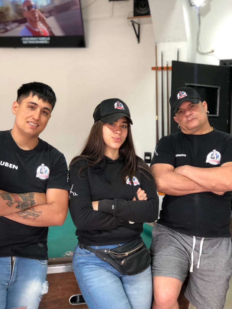 AMERICAN BARBER SHOP  