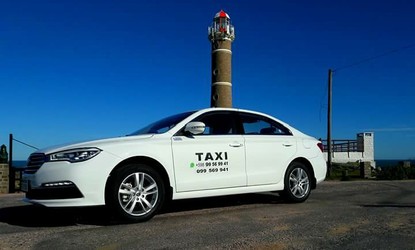 TRANSFERS GARZON Y JOSÉ IGNACIO Taxi amplio gama alta, del año