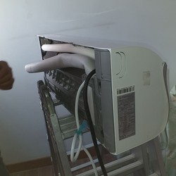 SERVICE DE LA COSTA AIRE ACONDICIONADO, HELADERAS Y LAVARROPAS Técnico Aire Acondicionado Pinamar 097305999