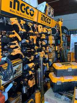 BARRACA Y FERRETERÍA MATÍAS 