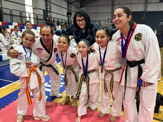ESCUELA DE TAEKWONDO ZIYOU ATA Torneo Nacional 