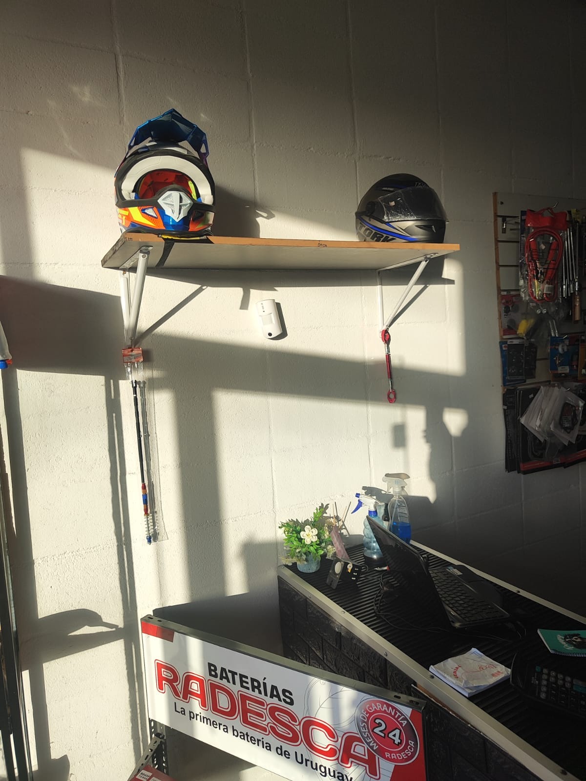 REPUESTOS M & M MOTORS  