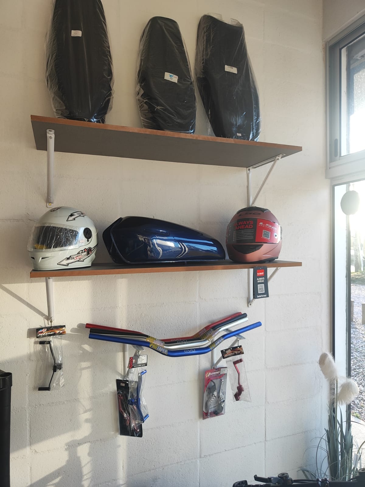 REPUESTOS M & M MOTORS  