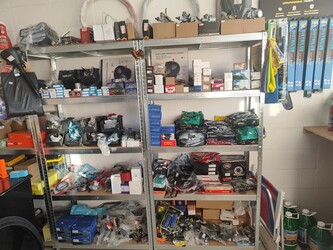 REPUESTOS M & M MOTORS 