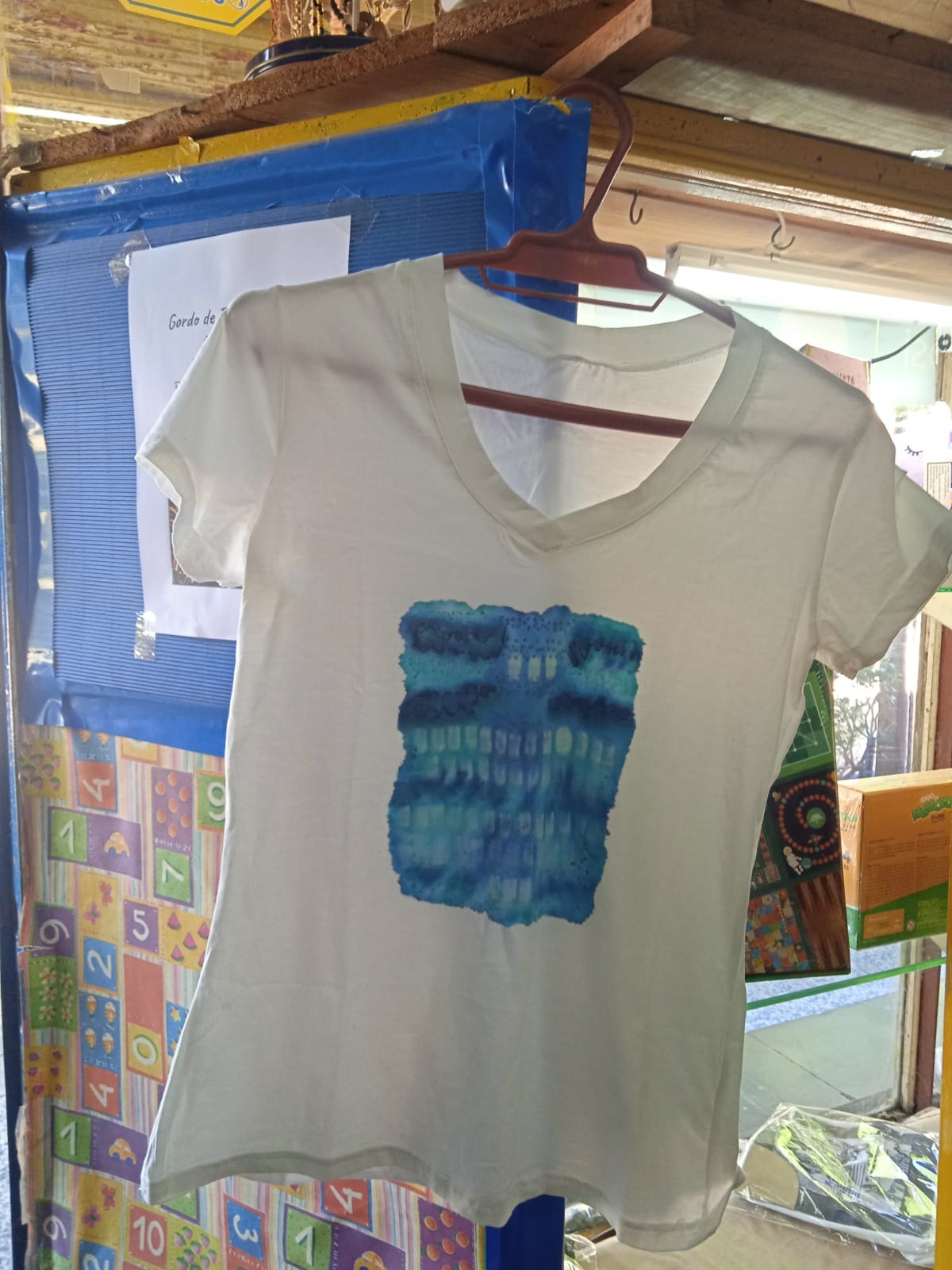 PAPELERÍA SUR Remeras 