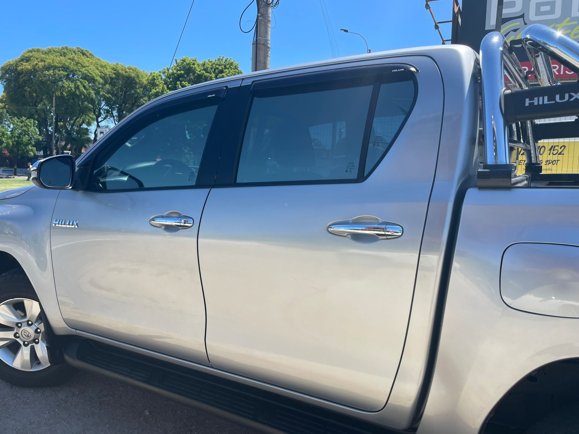 LA CASA DEL PARABRISAS  