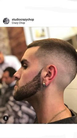CRAZY CHOP BARBER 
