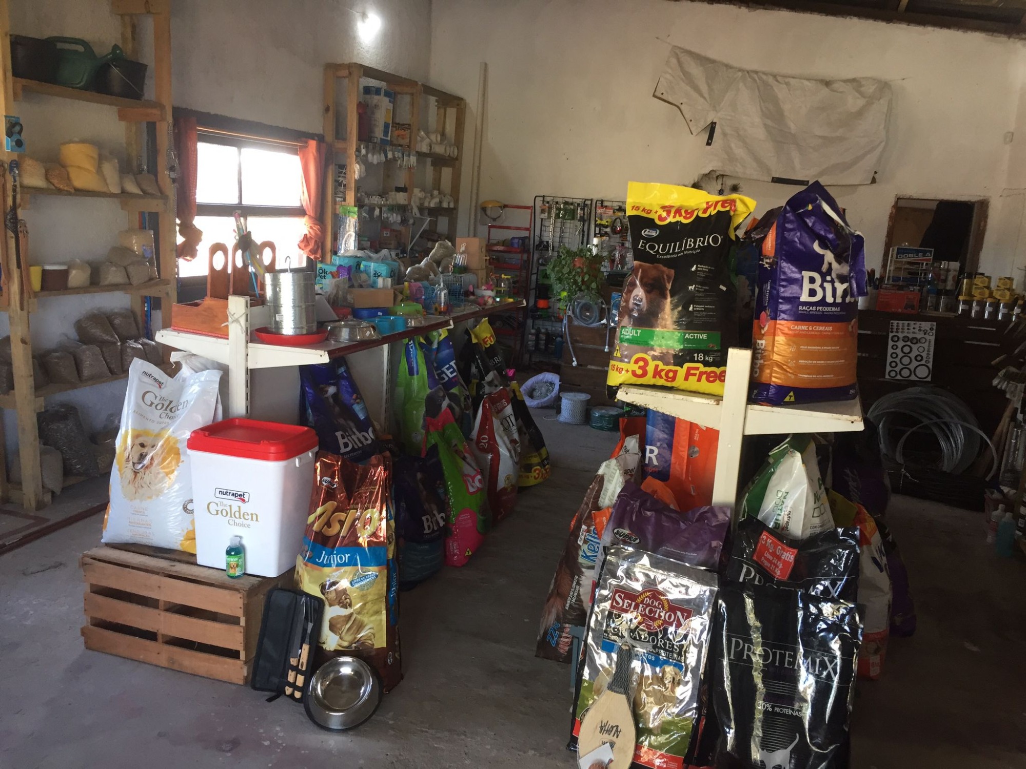 AGROFERRETERÍA LAS FLORES  